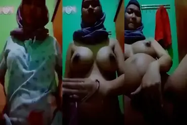 Hijab Bumil Toket Gede Colmek Memek Basah Liar